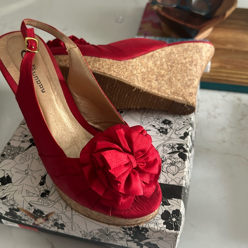 Women’s  size 10 new